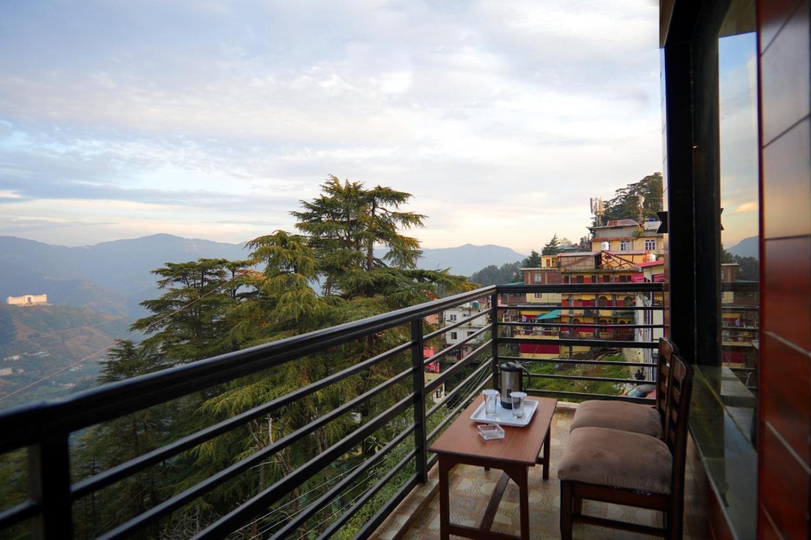 Ambrosia Grand Bed and Breakfast Shimla Exteriör bild