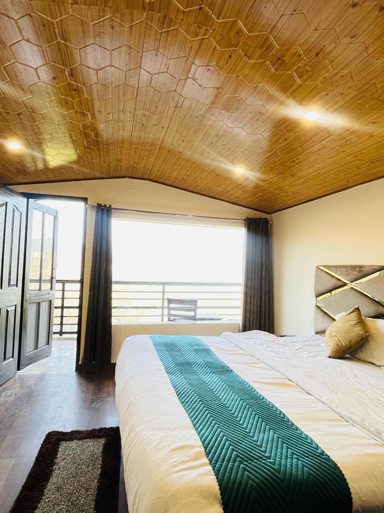 Ambrosia Grand Bed and Breakfast Shimla Exteriör bild